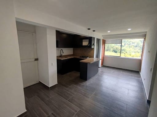 Apartamento de 3 alcobas en arriendo en San Gabriel, Medellín, 60 m² · foto 4 de 15