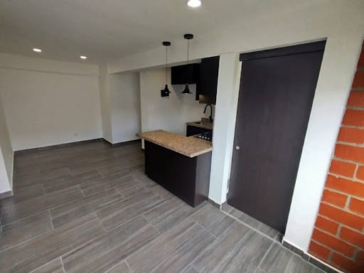 Apartamento de 3 alcobas en arriendo en San Gabriel, Medellín, 60 m² · foto 5 de 15