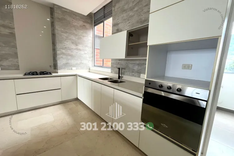 Apartamento de 4 alcobas en arriendo en La Sebastiana, Envigado, 440 m² · foto 4 de 24