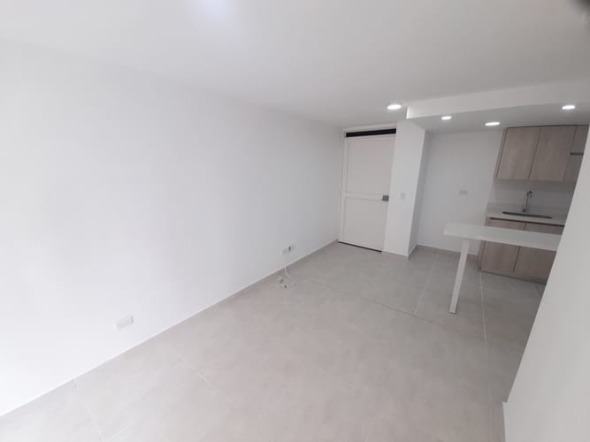 Apartamento de 3 alcobas en arriendo en Maria Auxiliadora, Sabaneta, 52 m² · foto 3 de 21