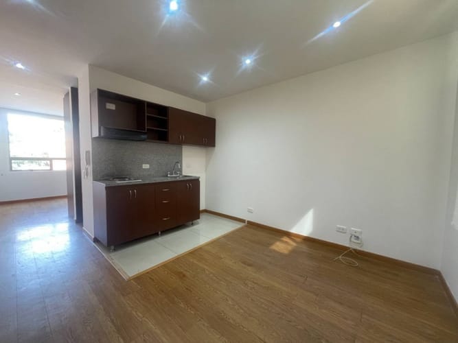 Apartaestudio en venta en Cedritos, Bogotá, 46 m² · foto 3 de 20