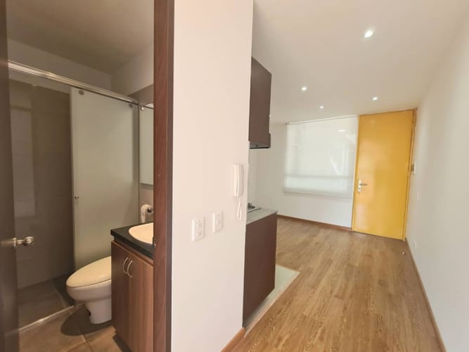 Apartaestudio en venta en Cedritos, Bogotá, 46 m² · foto 6 de 20