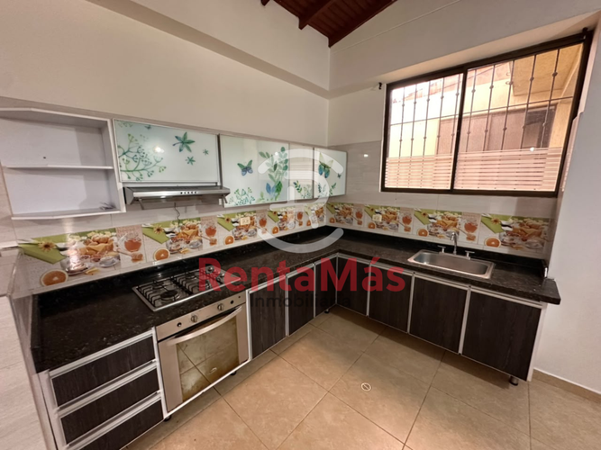 Apartamento de 4 alcobas en arriendo en Quinta Oriental, Cúcuta, 99 m² · foto 3 de 17