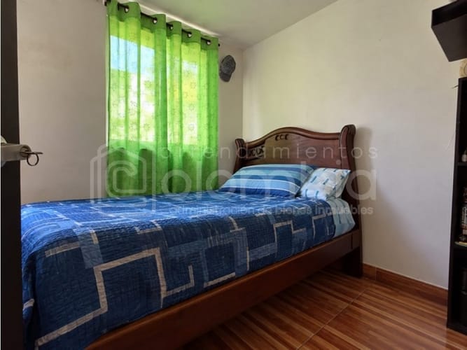 Apartamento de 2 alcobas en venta en Monteclaro, Medellín, 42 m² · foto 8 de 11