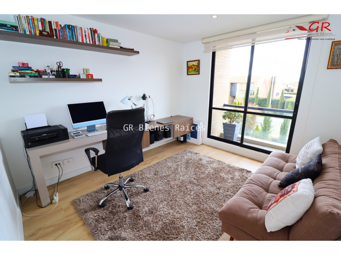 Casa de 3 alcobas en venta en Parcelas, Cota, 220 m² · foto 11 de 24