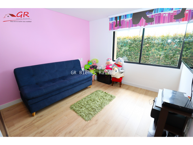 Casa de 3 alcobas en venta en Parcelas, Cota, 220 m² · foto 18 de 24