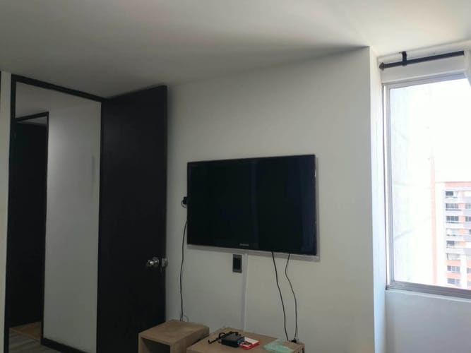 Apartamento de 2 alcobas en venta en El Poblado, Medellín, 72 m² · foto 14 de 16