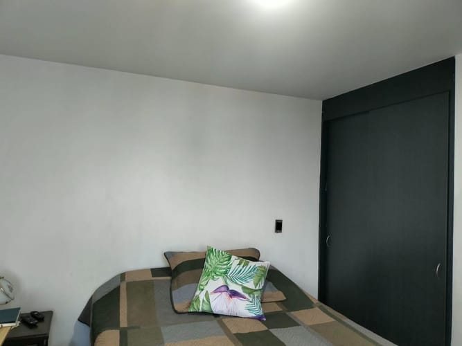 Apartamento de 2 alcobas en venta en El Poblado, Medellín, 72 m² · foto 8 de 16