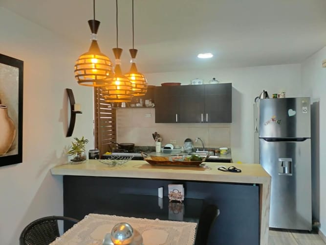 Apartamento de 2 alcobas en venta en El Poblado, Medellín, 72 m² · foto 3 de 16