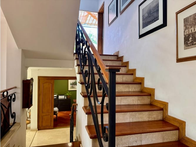 Casa de 4 alcobas en venta en Las Lomas, Medellín, 360 m² · foto 13 de 24