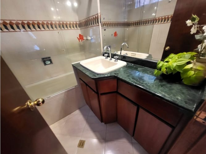 Casa de 4 alcobas en venta en Las Lomas, Medellín, 360 m² · foto 16 de 24