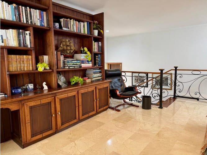 Casa de 4 alcobas en venta en Las Lomas, Medellín, 360 m² · foto 21 de 24