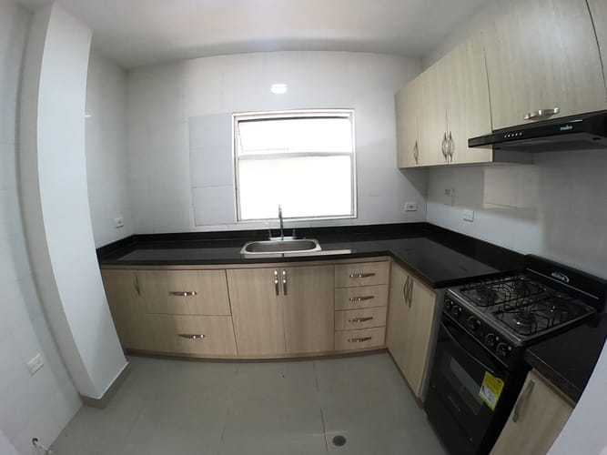 Apartamento de 2 alcobas en arriendo en Crespo, Cartagena, 80 m² · foto 3 de 12
