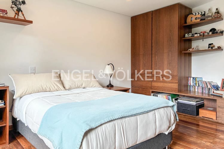 Apartamento de 3 alcobas en venta en Los Rosales, Bogotá, 135 m² · foto 17 de 20