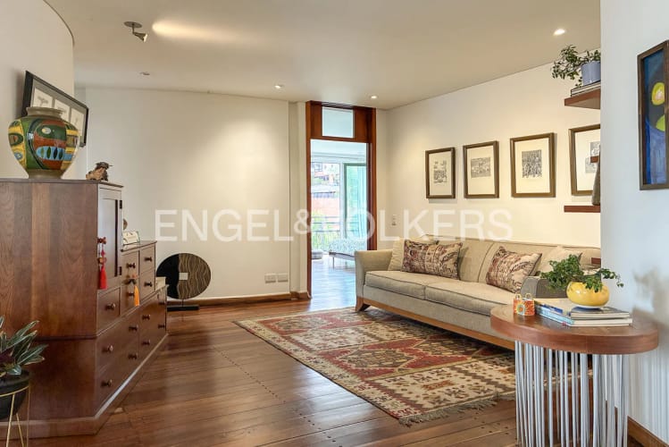 Apartamento de 3 alcobas en venta en Los Rosales, Bogotá, 135 m² · foto 10 de 20