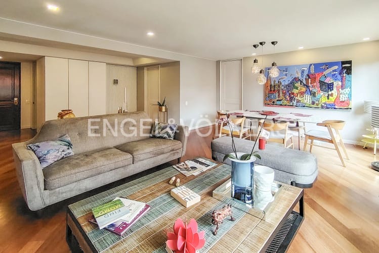 Apartamento de 2 alcobas en venta en Chico Norte, Bogotá, 160 m² · foto 2 de 15