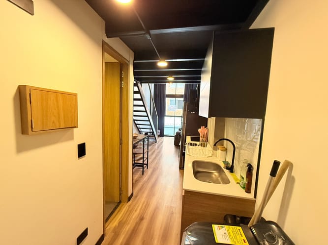 Apartamento de 1 alcoba en arriendo en Quinta Paredes, Bogotá, 24 m² · foto 3 de 24