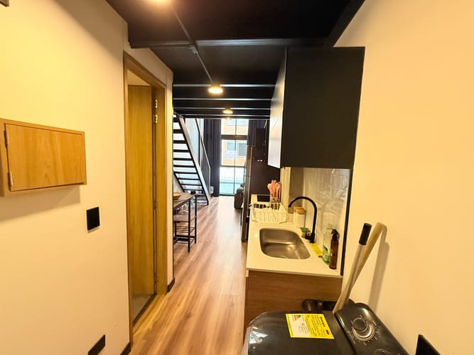 Apartamento de 1 alcoba en arriendo en Quinta Paredes, Bogotá, 24 m² · foto 2 de 24