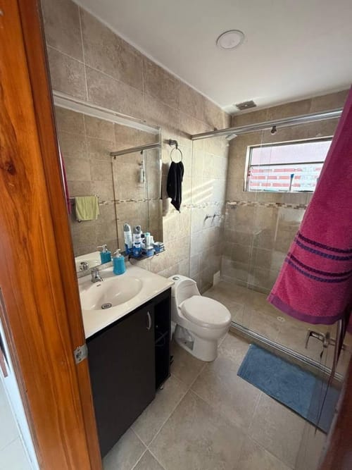 Casa de 5 alcobas en arriendo en Fontibon, Bogotá, 348 m² · foto 16 de 21