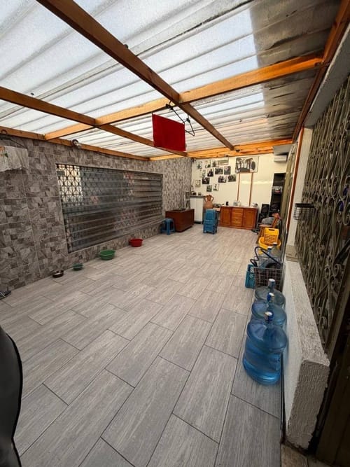 Casa de 5 alcobas en arriendo en Fontibon, Bogotá, 348 m² · foto 18 de 21