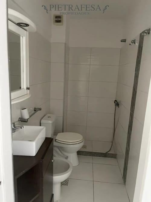 Apartamento en alquiler, 1 dormitorio, 1 baño, terraza. Cordón. · Foto 8