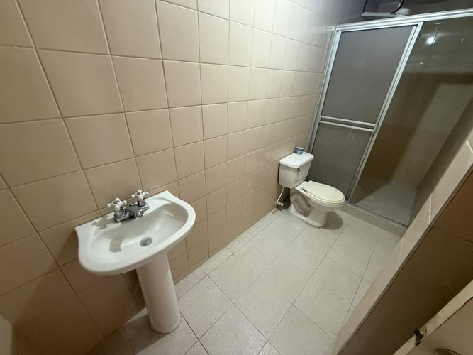 Apartamento de 2 alcobas en arriendo en Sector Galeria Central, Pereira, 55 m² · foto 3 de 16