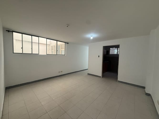 Apartamento de 2 alcobas en arriendo en Sector Galeria Central, Pereira, 55 m² · foto 8 de 16