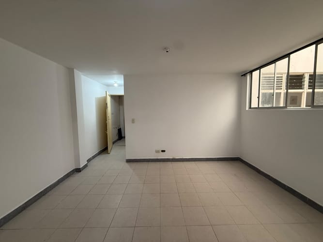Apartamento de 2 alcobas en arriendo en Sector Galeria Central, Pereira, 55 m² · foto 7 de 16