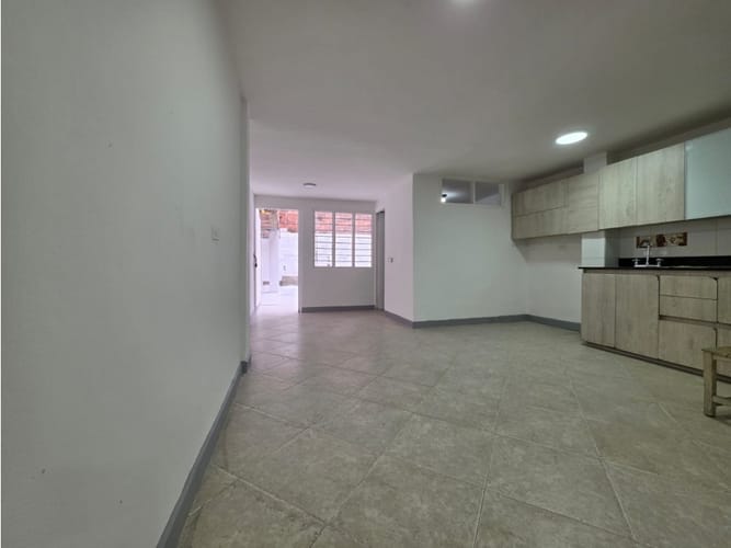 Local en arriendo en Holanda, Sabaneta, 110 m² · foto 3 de 12