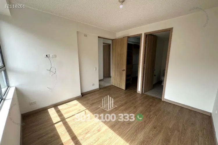 Apartamento de 2 alcobas en arriendo en San Julian, Medellín, 102 m² · foto 15 de 24