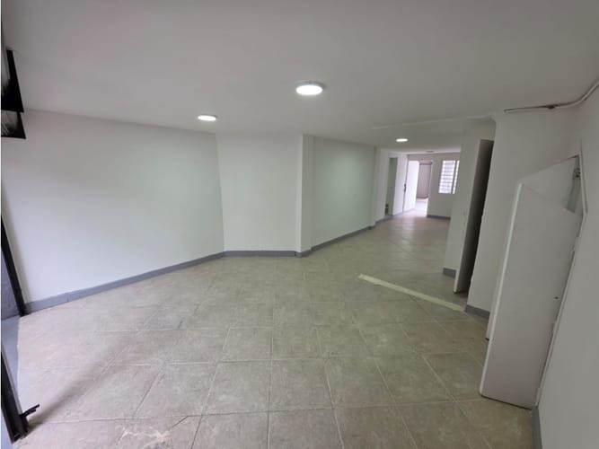 Local en arriendo en Holanda, Sabaneta, 110 m² · foto 7 de 12