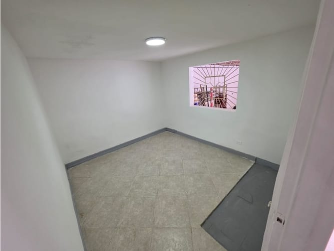 Local en arriendo en Holanda, Sabaneta, 110 m² · foto 8 de 12