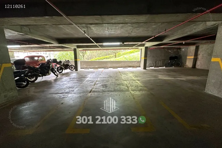 Apartamento de 2 alcobas en arriendo en San Julian, Medellín, 102 m² · foto 23 de 24