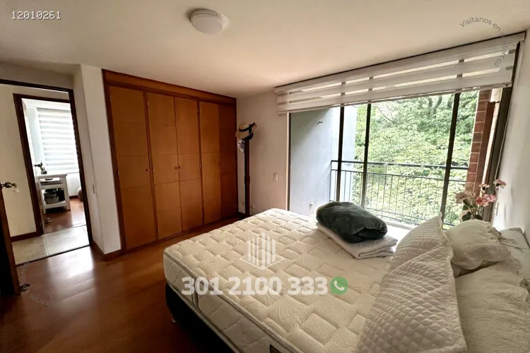 Apartamento de 3 alcobas en arriendo en Castropol, Medellín, 79 m² · foto 11 de 24