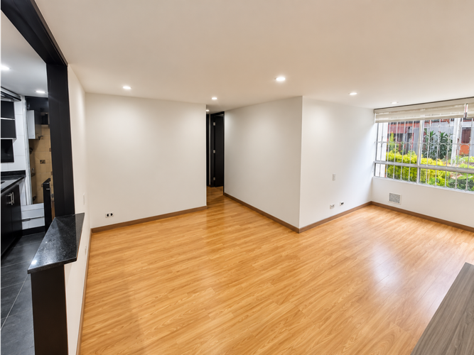 Apartamento de 2 alcobas en venta en San Antonio, Bogotá, 59 m² · foto 7 de 8