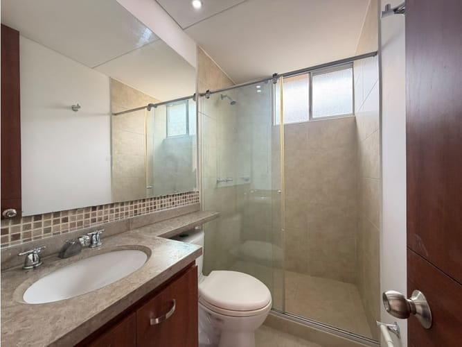 Apartamento de 3 alcobas en venta en Hacienda Casablanca El Porton Ii, Madrid, 84 m² · foto 15 de 24