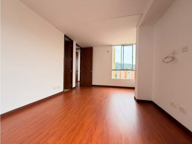 Apartamento de 3 alcobas en venta en Hacienda Casablanca El Porton Ii, Madrid, 84 m² · foto 21 de 24