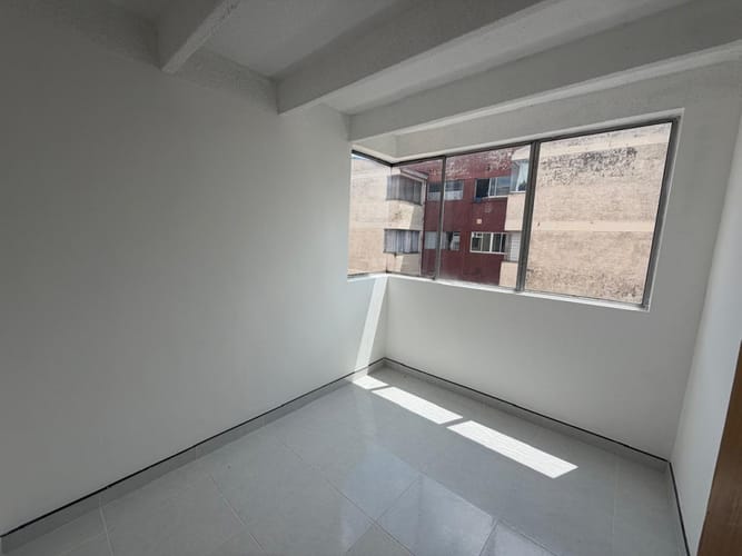 Apartamento de 3 alcobas en venta en Engativá, Bogotá, 54 m² · foto 14 de 17