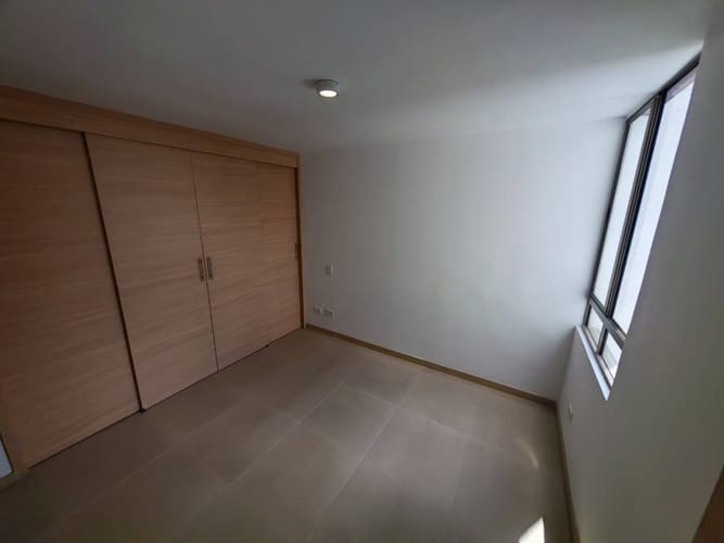 Apartamento de 3 alcobas en arriendo en Las Lomitas, Sabaneta, 68 m² · foto 4 de 11