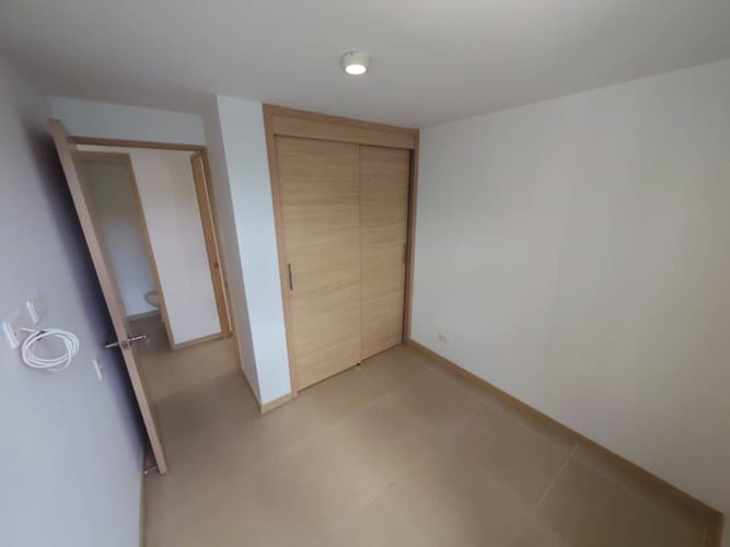 Apartamento de 3 alcobas en arriendo en Las Lomitas, Sabaneta, 68 m² · foto 6 de 11