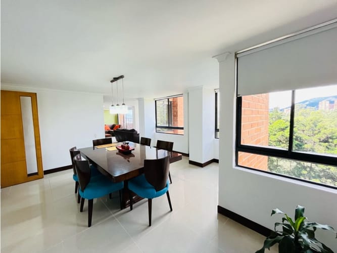 Apartamento de 5 alcobas en venta en El Diamante No. 2, Medellín, 314 m² · foto 3 de 24