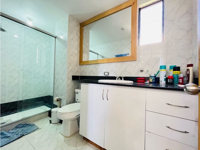 Apartamento de 5 alcobas en venta en El Diamante No. 2, Medellín, 314 m² · foto 11 de 24