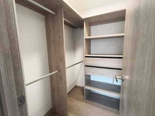 Apartamento de 2 alcobas en arriendo en Ciudad Del Río, Medellín, 67 m² · foto 10 de 15