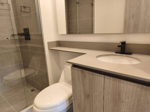 Apartamento de 2 alcobas en arriendo en Ciudad Del Río, Medellín, 67 m² · foto 13 de 15