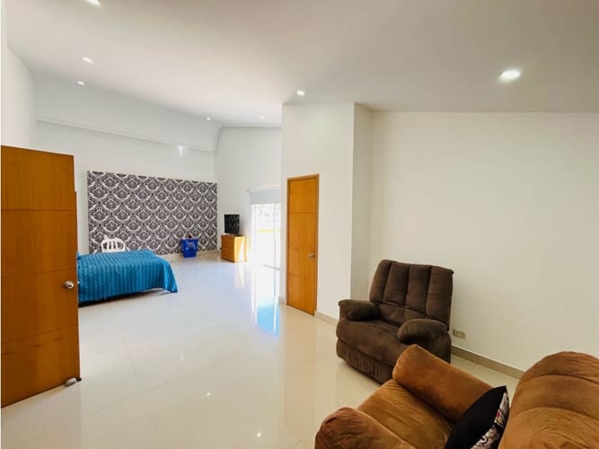 Apartamento de 5 alcobas en venta en El Diamante No. 2, Medellín, 314 m² · foto 16 de 24