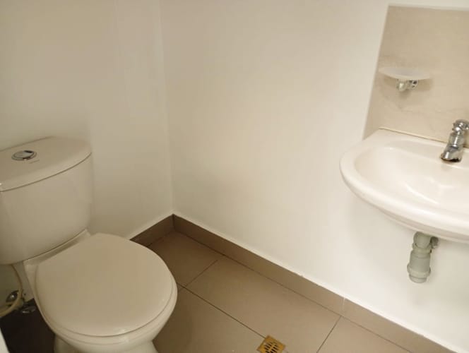 Oficina en venta en El Poblado, Medellín, 40 m² · foto 5 de 6