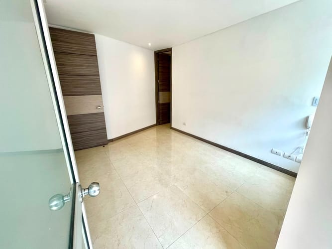 Apartamento de 2 alcobas en arriendo en Santa Teresita, Cali, 110 m² · foto 20 de 24