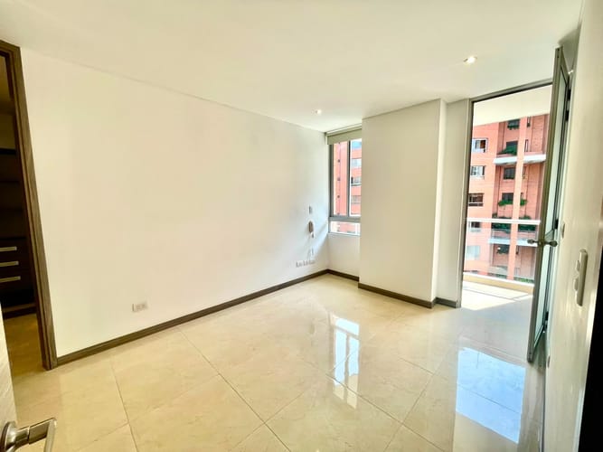 Apartamento de 2 alcobas en arriendo en Santa Teresita, Cali, 110 m² · foto 12 de 24
