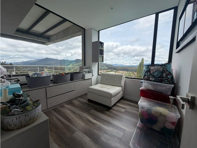 Casa de 4 alcobas en venta en Aposentos, Sopó, 450 m² · foto 4 de 24