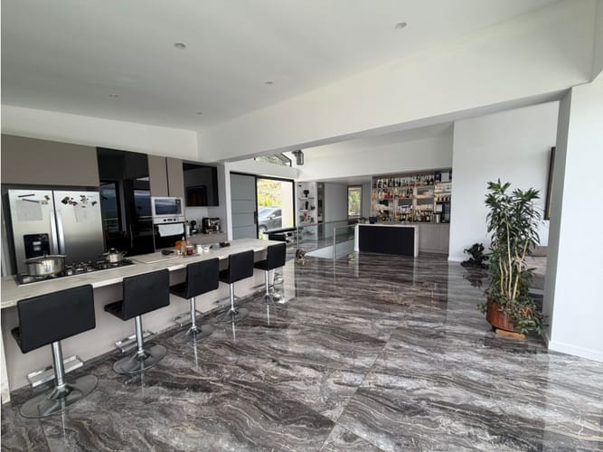 Casa de 4 alcobas en venta en Aposentos, Sopó, 450 m² · foto 7 de 24